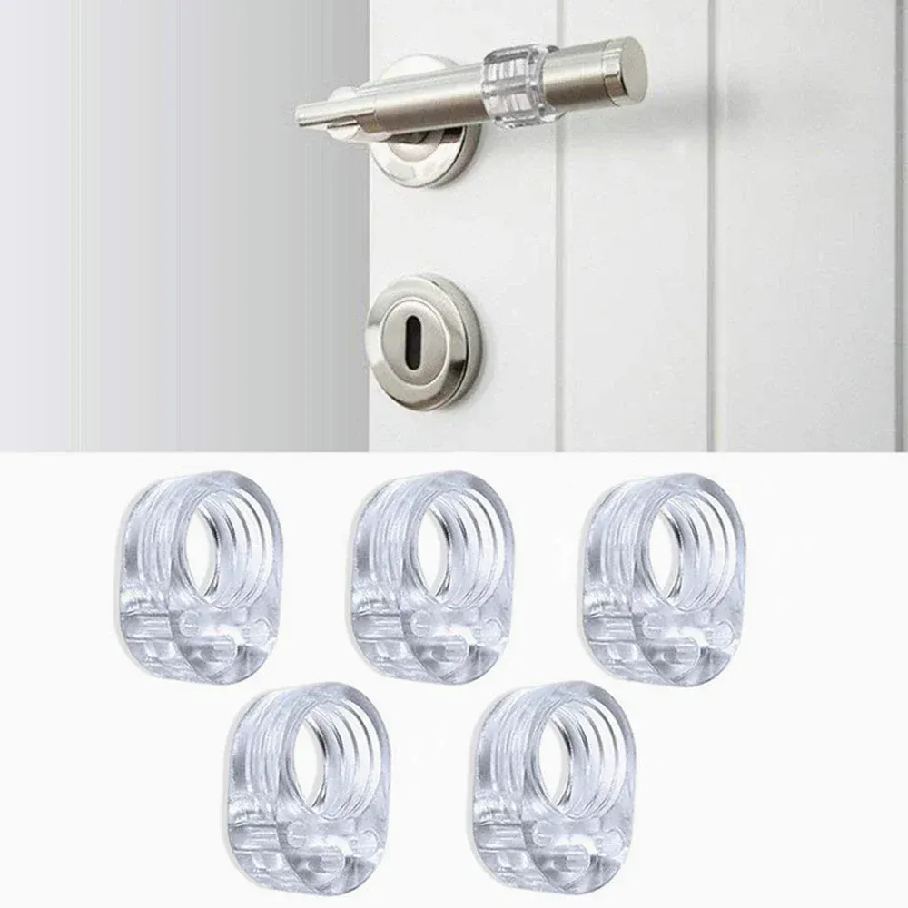 Butée de porte transparente installée sur une porte intérieure