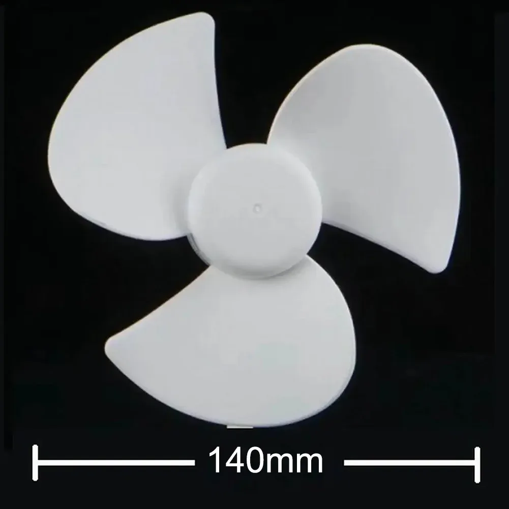 Ventilateur de plafond au style minimaliste
