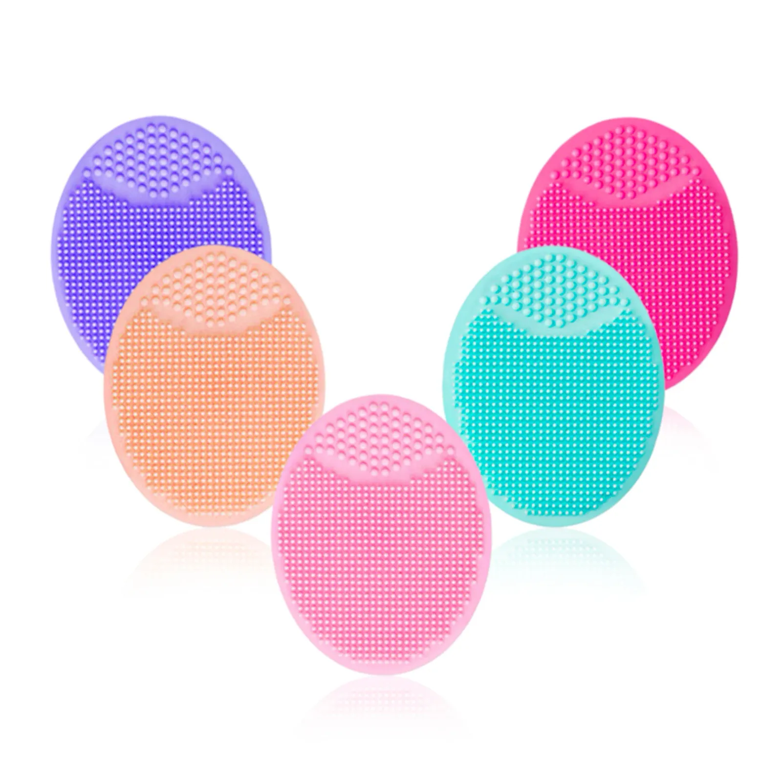 Brosse de nettoyage en silicone en utilisation