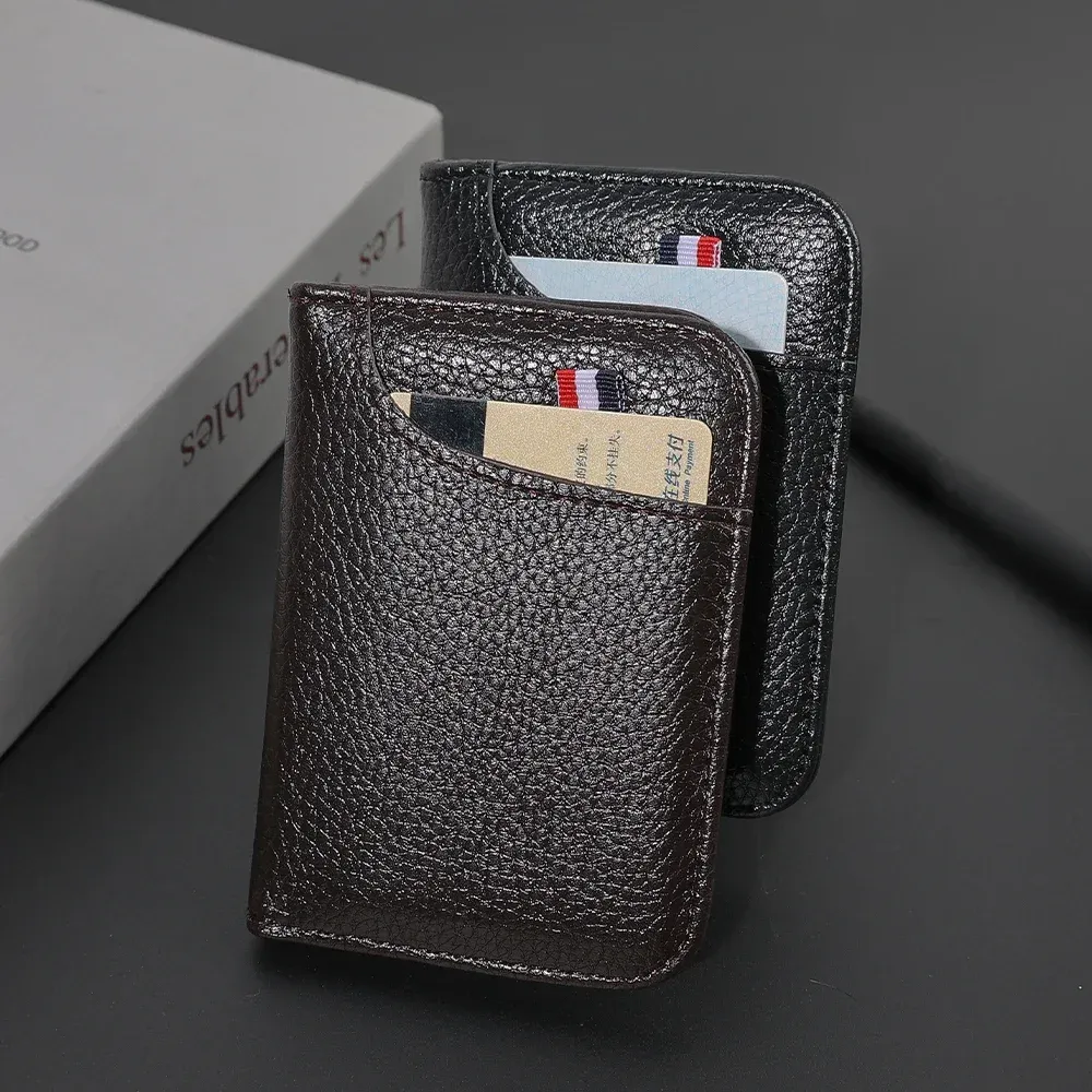 Finition du portefeuille en cuir PU