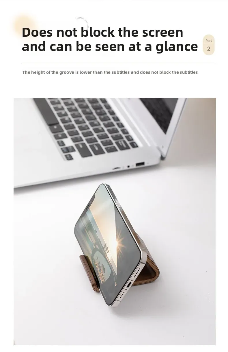 Support de téléphone en bois dans un intérieur moderne