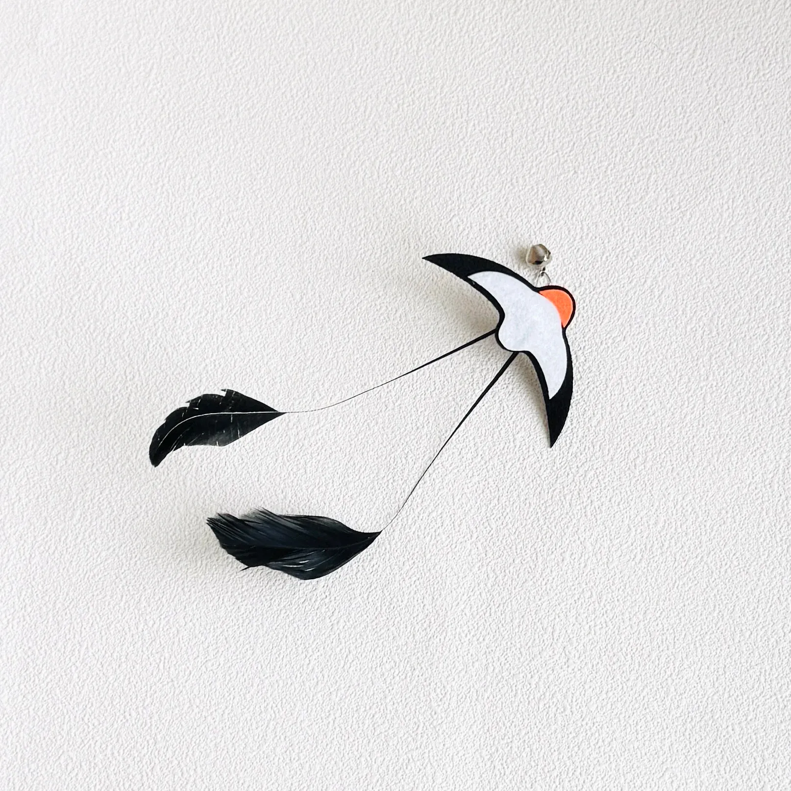 Jouet interactif pour chat à plume d'oiseau avec clochette, baguette Teaser pour chaton 5
