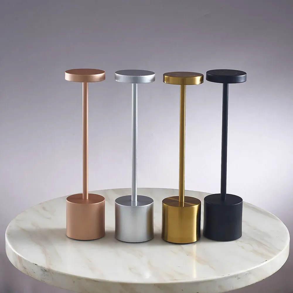 Lampe de table LED portable