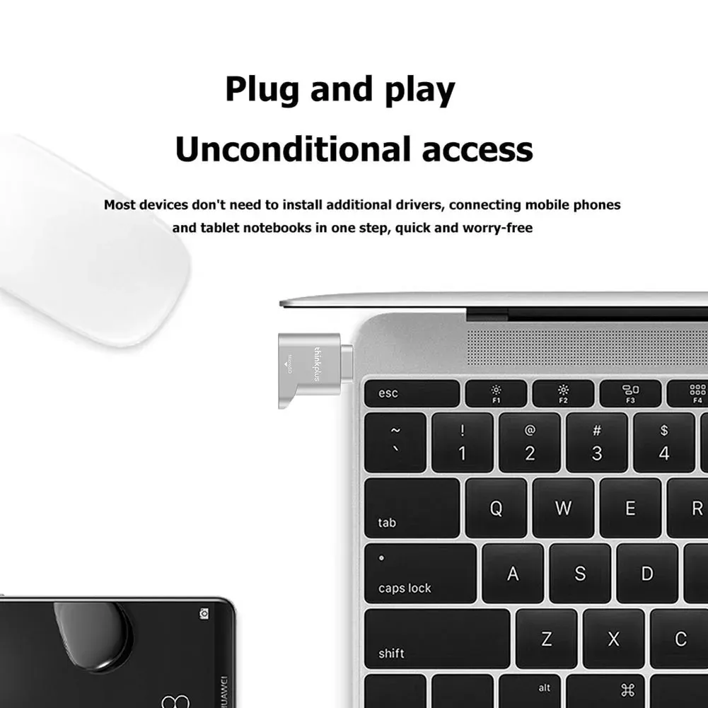 Lecteur de carte Lenovo ThinkPlus en situation d'utilisation