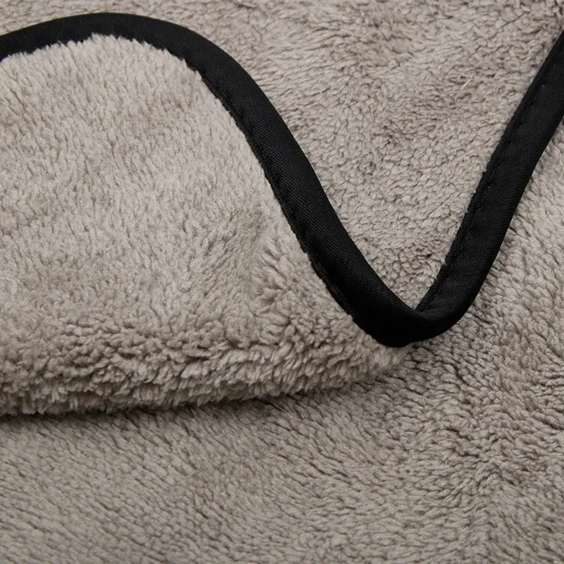 Serviette en microfibre épaisse et très absorbante pour le lavage de voiture, idéale pour le nettoyage des portes et fenêtres, à usage automobile et domestique 4