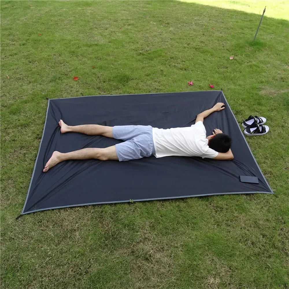 Tapis de camping imperméable avec piquets, tapis de tente, couverture de pique-nique extérieure ultralégère à grande poche portable, tapis de voyage et de plage 2