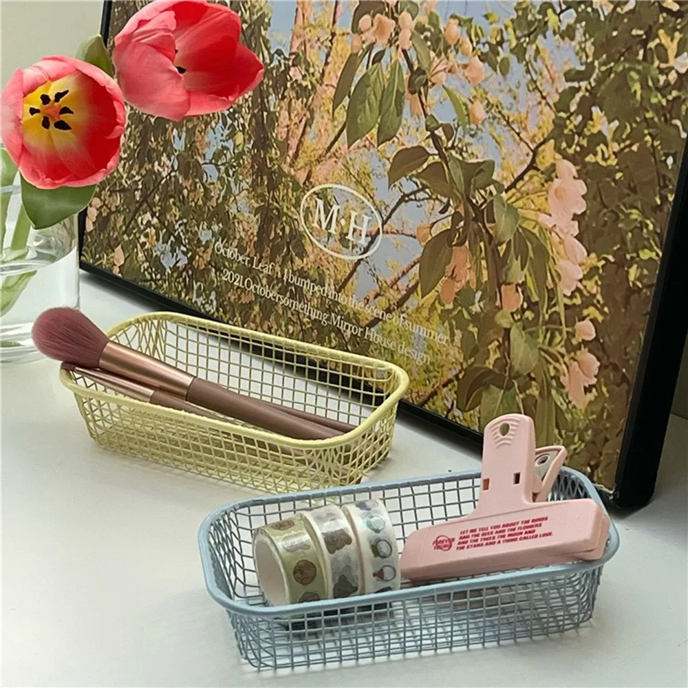 Panier de rangement pour le bureau