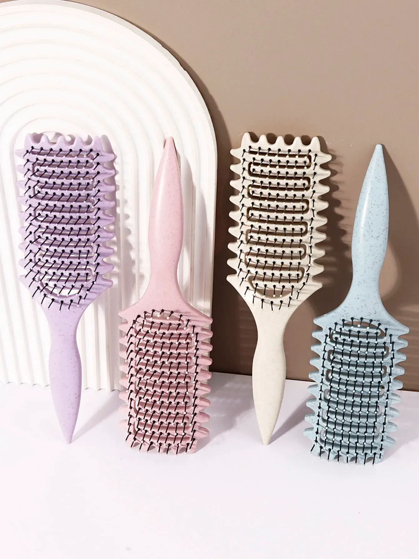 Brosse coiffante pour boucles, détail des poils