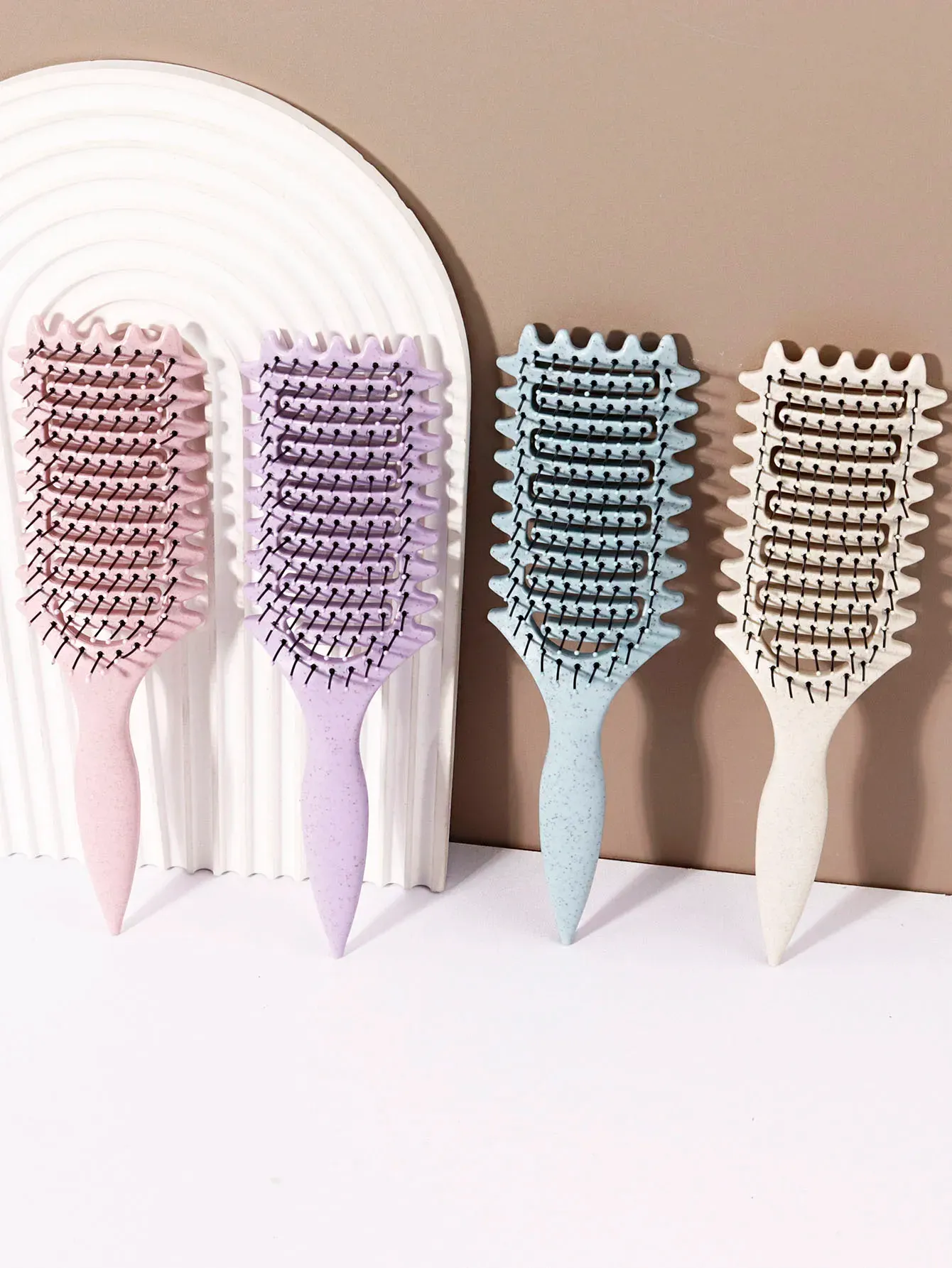 Brosse coiffante pour boucles, vue d'ensemble