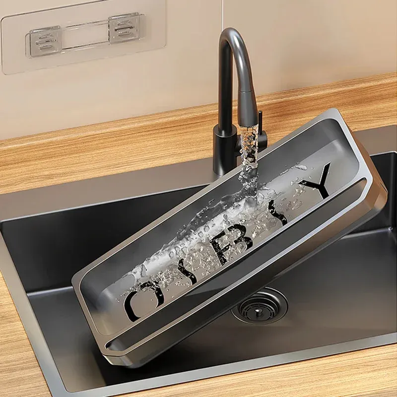 Organisateur d'évier de cuisine auto-drainant avec porte-éponge, support pour torchon, porte-robinet et égouttoir à savon 6