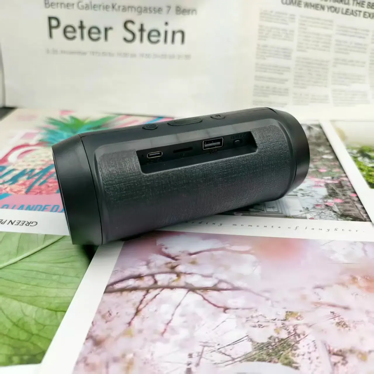 Enceinte Bluetooth portable sous un autre angle