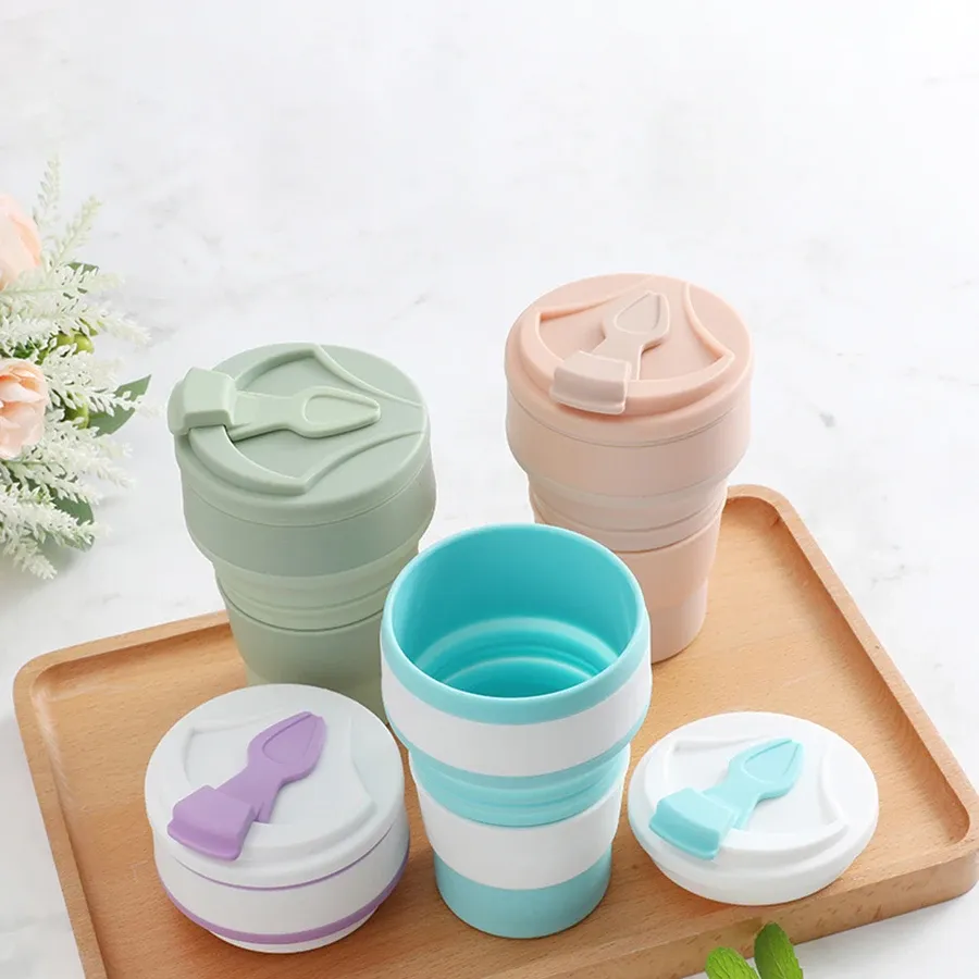 Tasse pliable en silicone avec couvercle