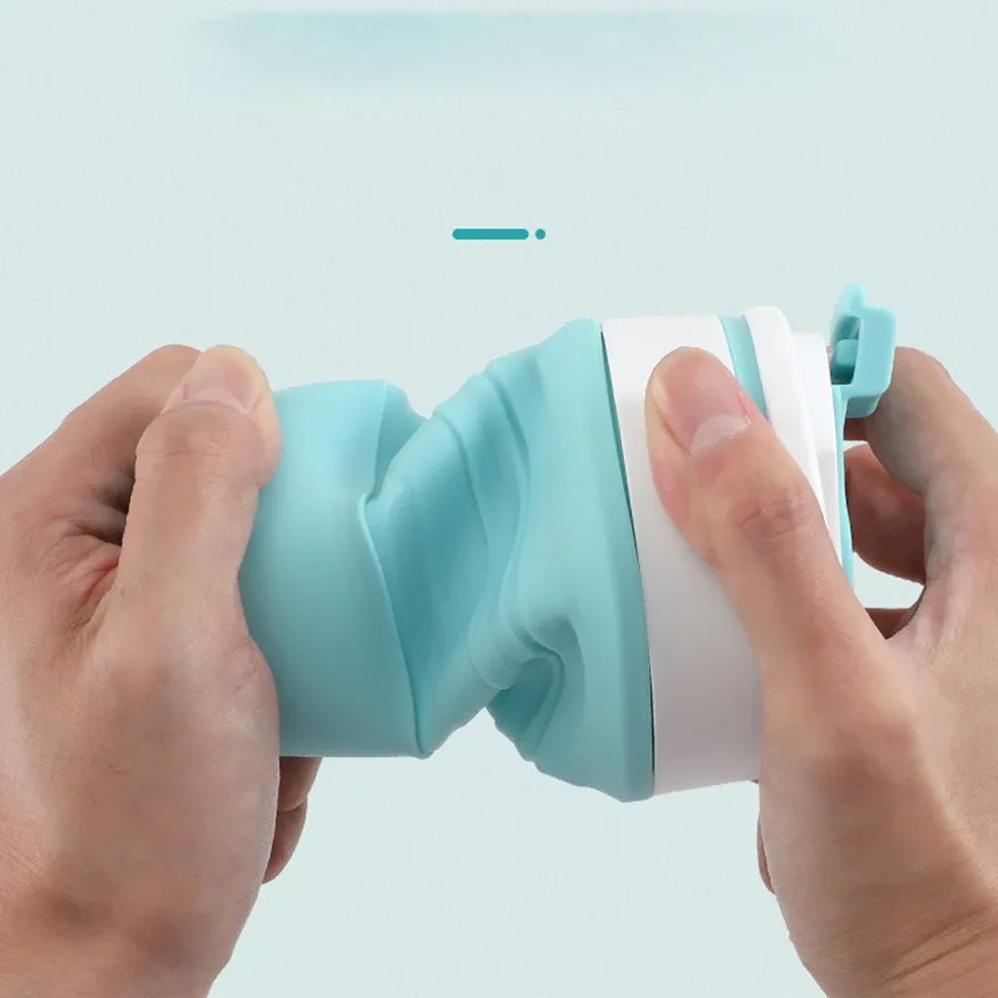 Tasse pliable en silicone, détail du couvercle