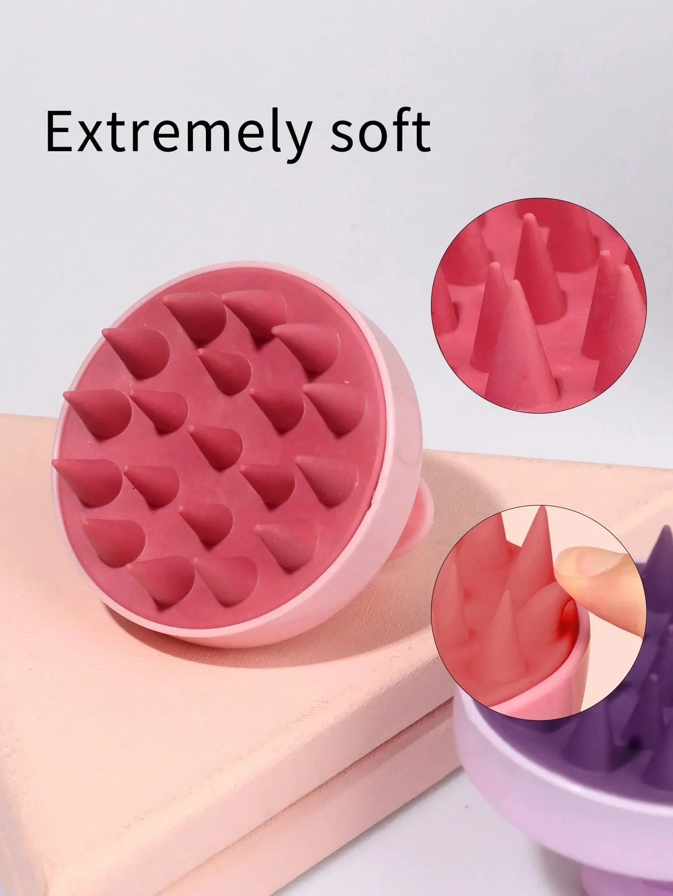 Brosse de lavage en silicone en utilisation