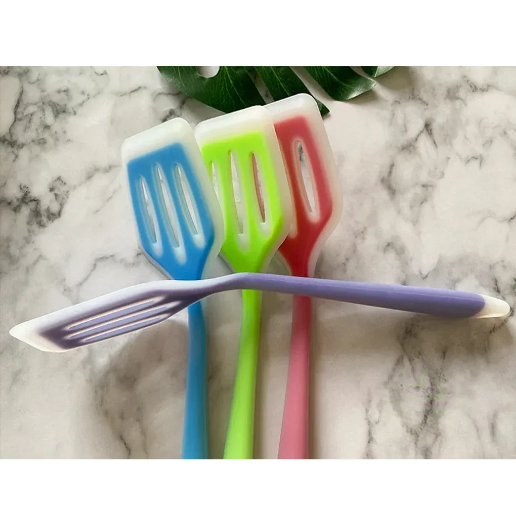 Ustensiles de cuisine en silicone