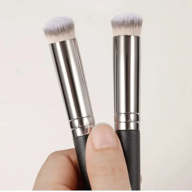Pinceau correcteur de fond de teint, lot de 1, 2 ou 5 pièces, pinceau contour dense pour un fini impeccable sous les yeux 2