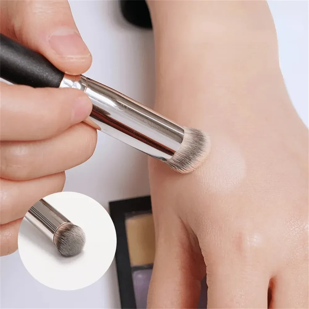 Pinceau correcteur de fond de teint, lot de 1, 2 ou 5 pièces, pinceau contour dense pour un fini impeccable sous les yeux 7