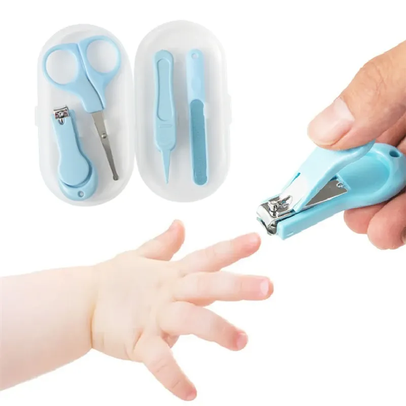 Détail des outils de soin pour ongles de bébé