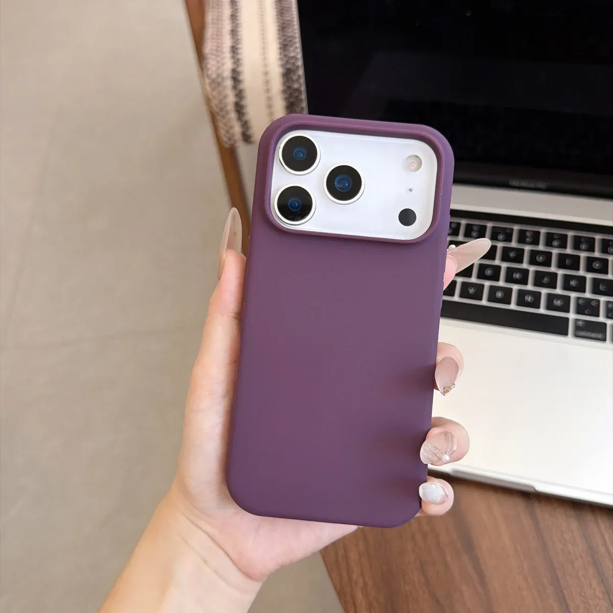 Coque silicone MagSafe, vue de l'arrière