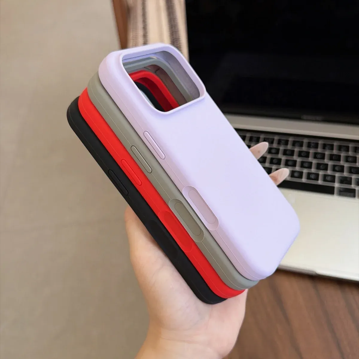 Coque en silicone liquide, vue latérale