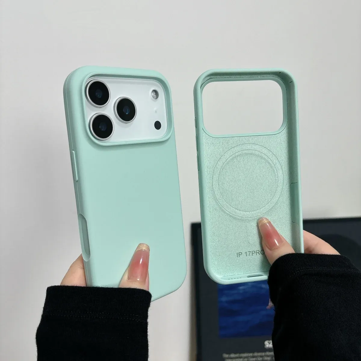 Coque MagSafe en silicone, détail des bords