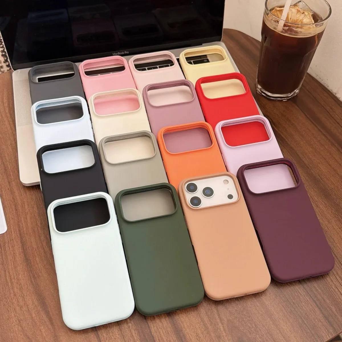 Détail de la coque MagSafe en silicone liquide