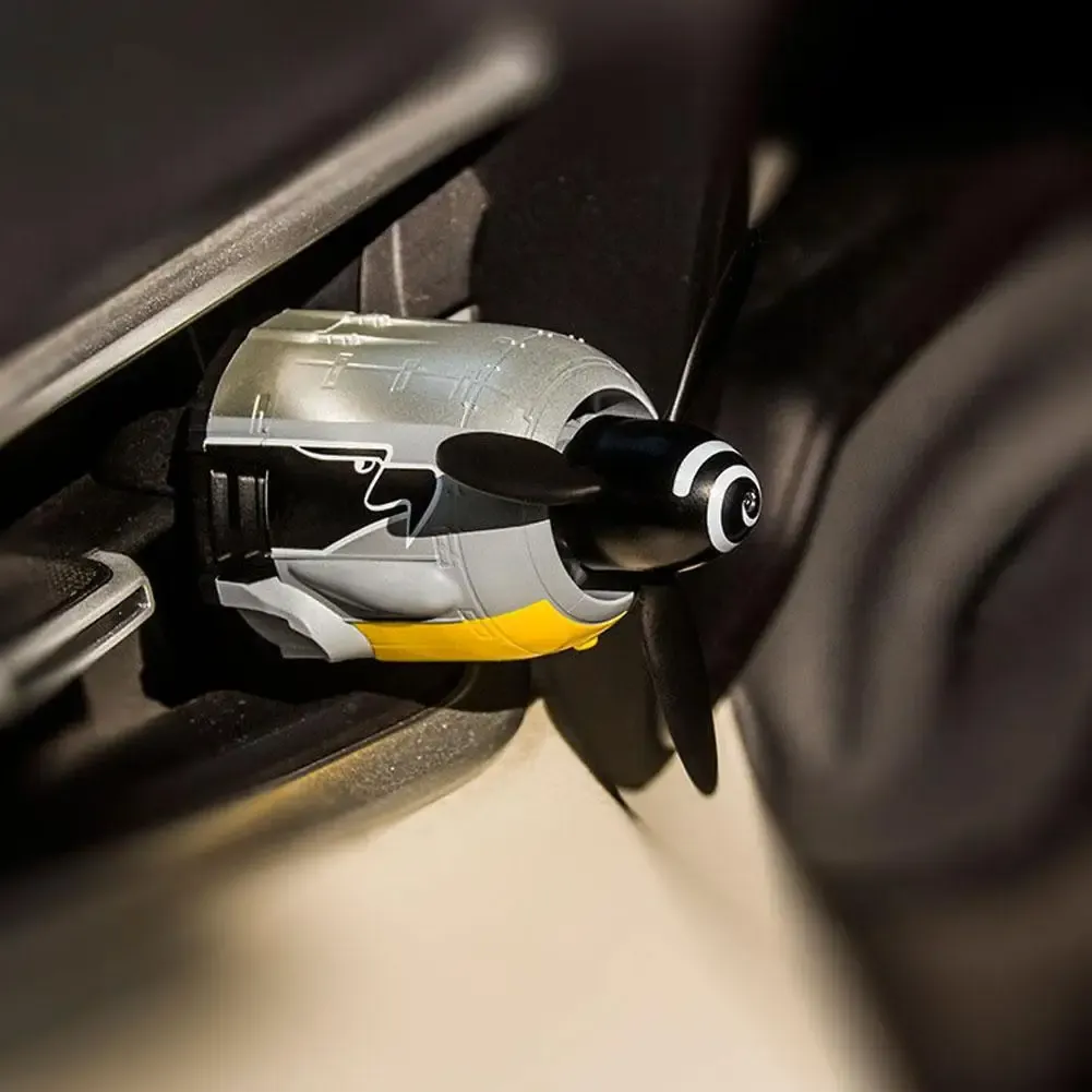 Diffuseur de parfum pour voiture en situation