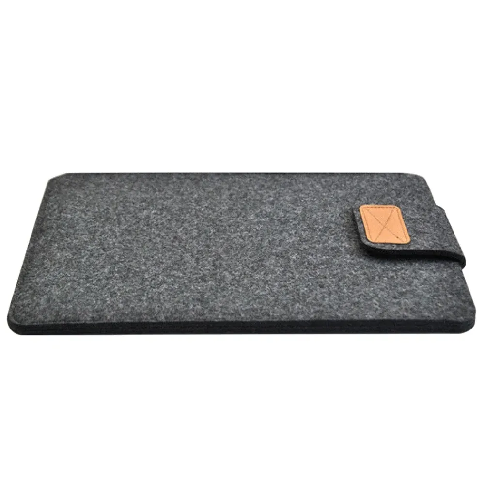 Étui en feutre pour tablette, détail des coutures