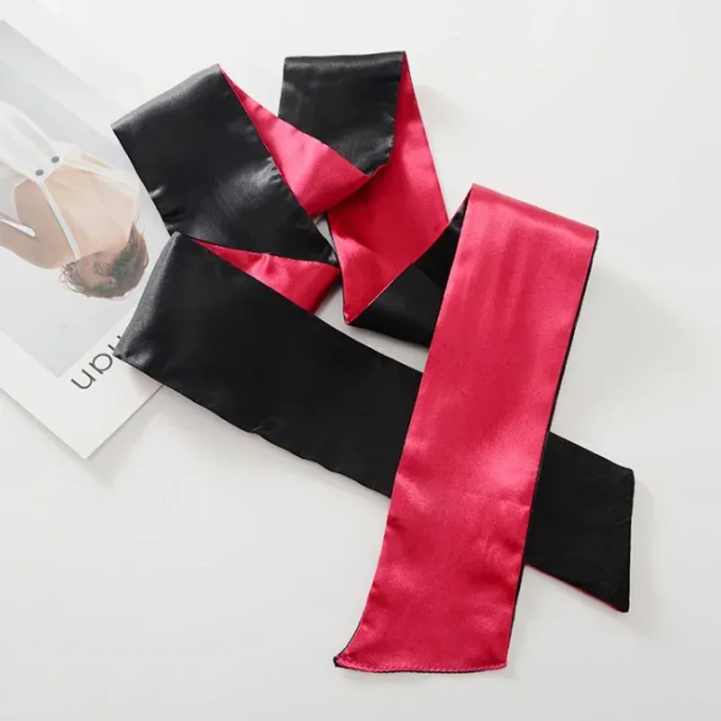 Masque de sommeil en satin, vue d'ensemble