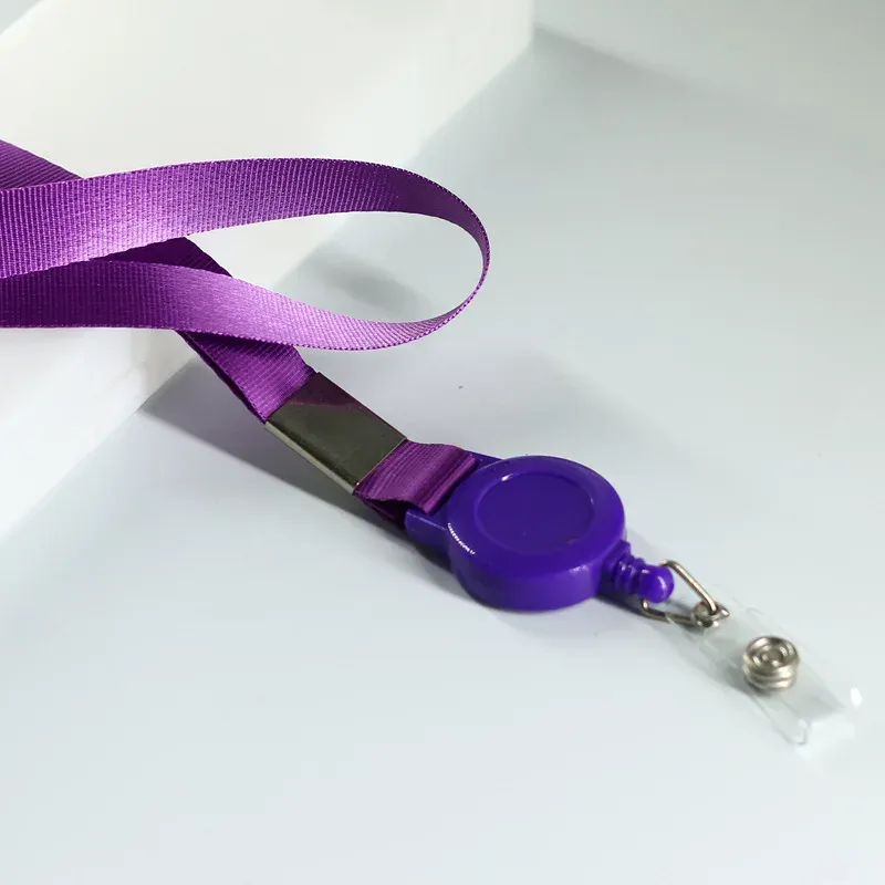Cordon de cou rétractable avec enrouleur pour porte-badge 18