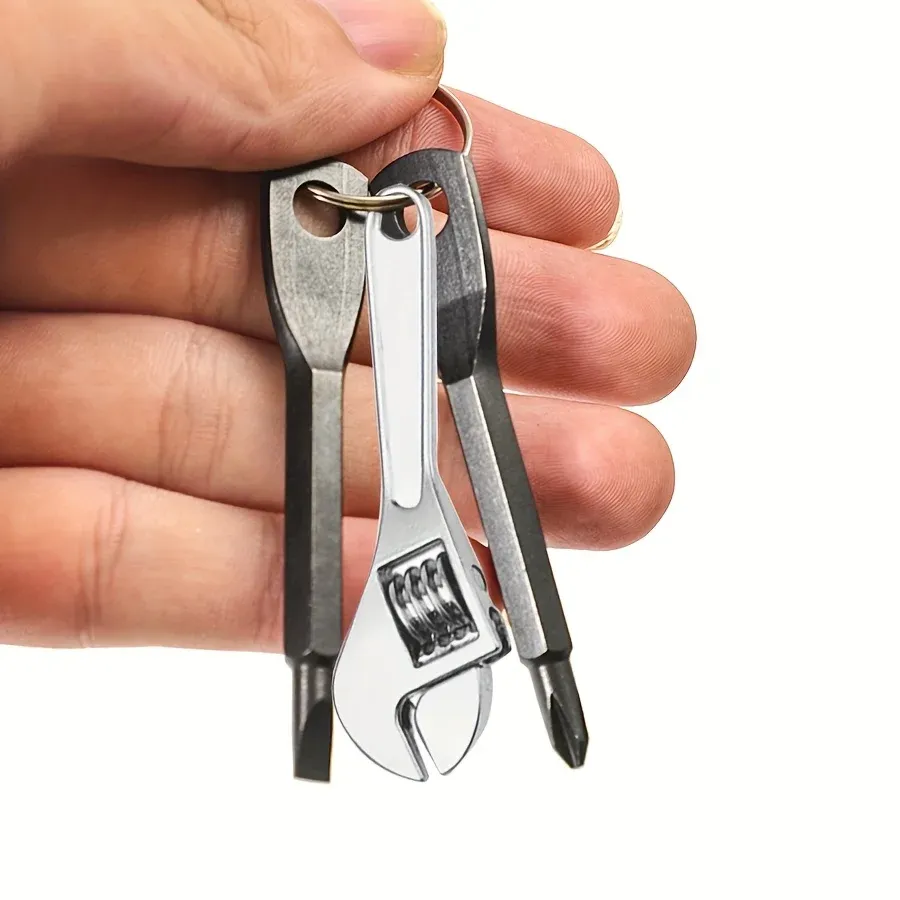 Ensemble de 3 tournevis miniatures portables avec clé multifonctionnelle porte-clés pour la réparation de vélos et de motos 4
