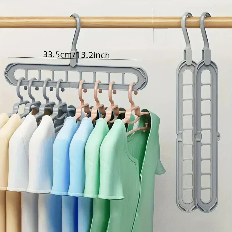 Cintre pliable à 9 trous, organisation des tenues
