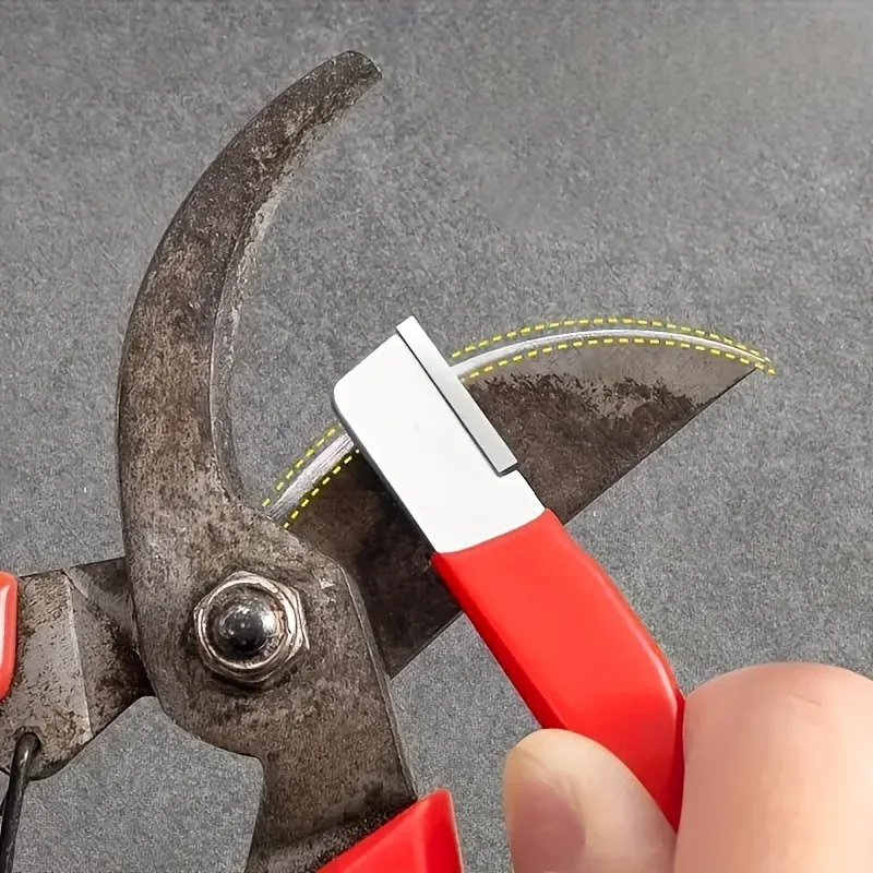 Affûteur d'outils de jardin pour couteaux, lames et ciseaux à haie