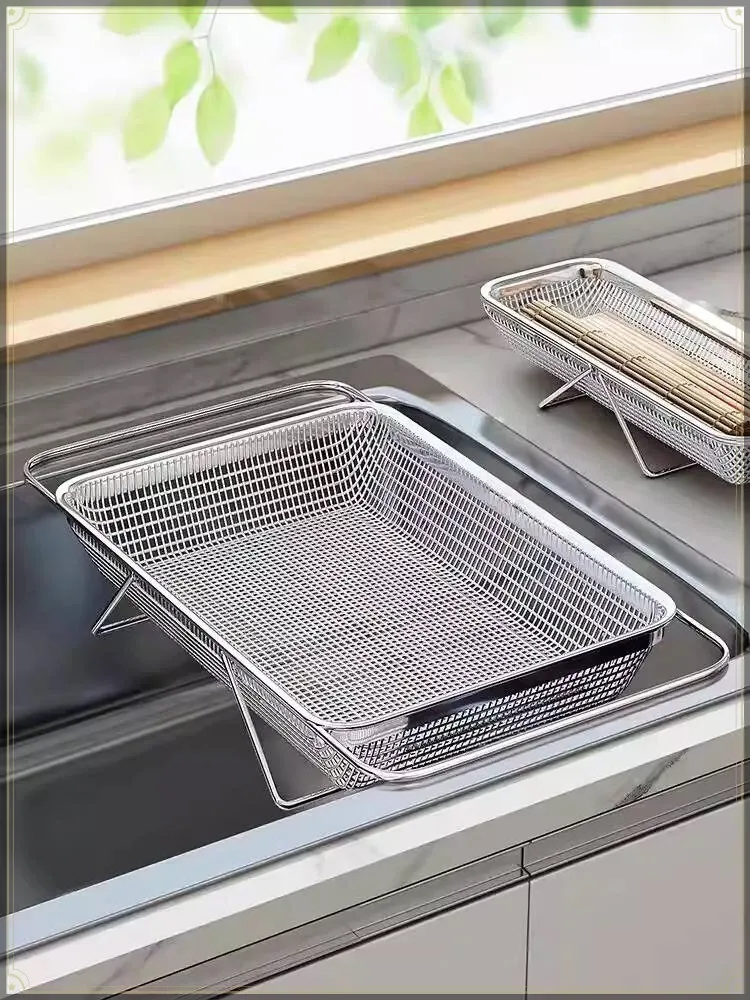 Égouttoir d'évier en acier inoxydable, ambiance cuisine moderne