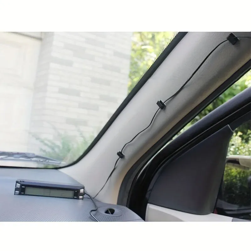 Gestion des câbles pour intérieur de voiture