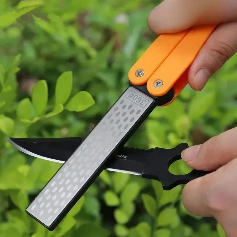 Aiguiseur de couteau de poche pliable avec pierre diamantée double face pour usage extérieur - Image 1