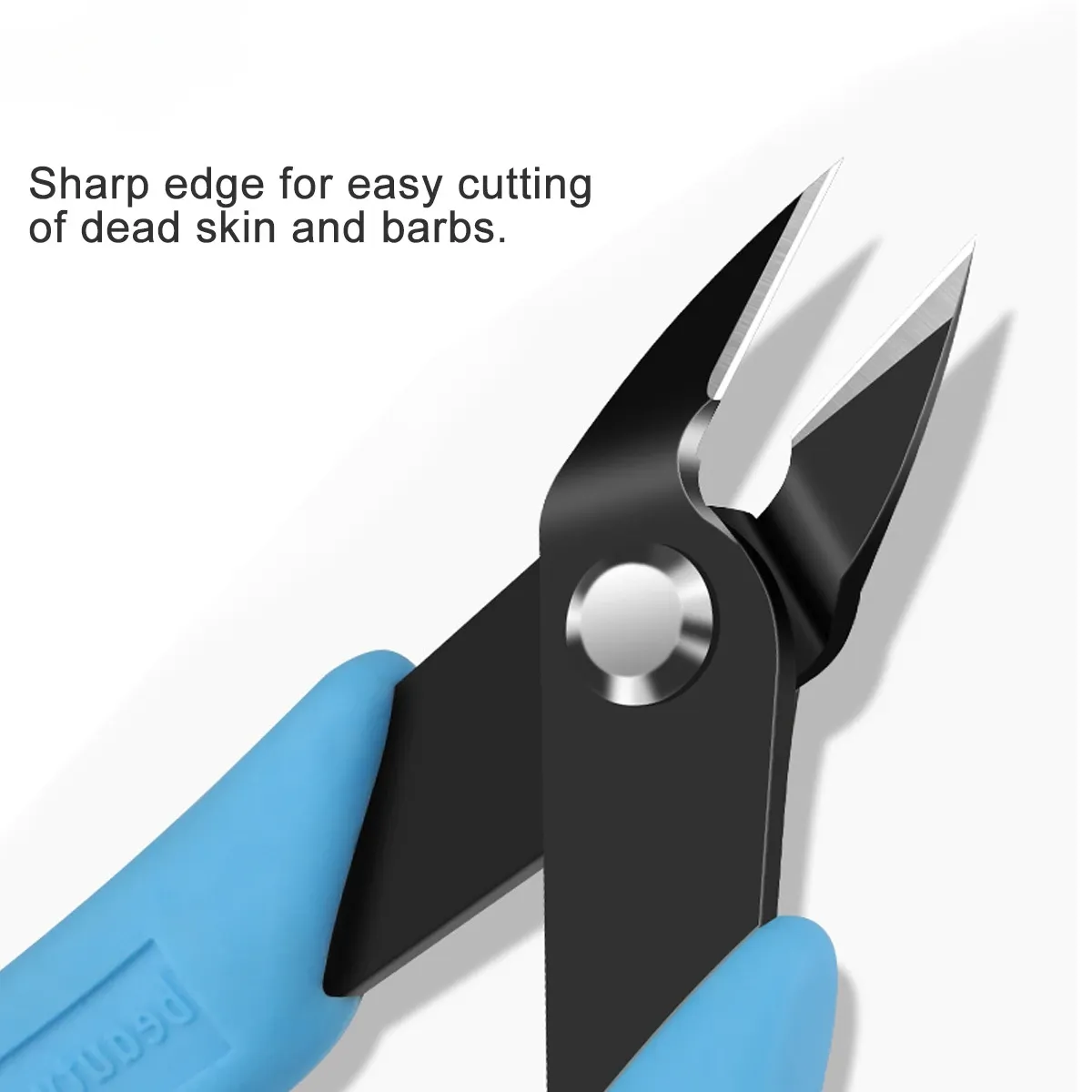 Ciseaux pour ongles en détail