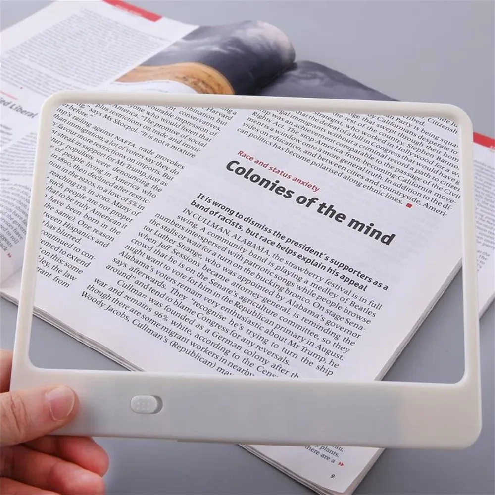 Loupe de lecture grand format à 3 fois de grossissement, à éclairage LED, légère, pour livres, enfants et seniors - Image 1