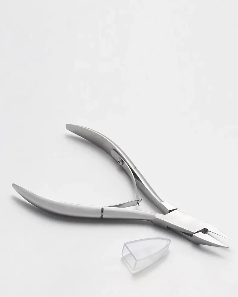 Outils de pédicure et de manucure