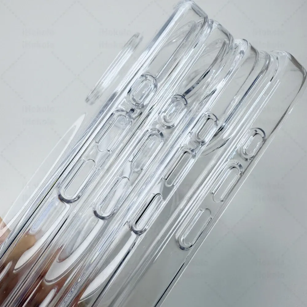 Coque transparente magnétique en gros plan