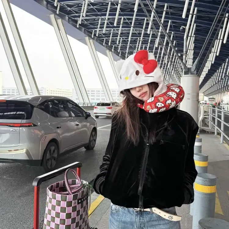 Coussin de voyage à capuche, mise en situation