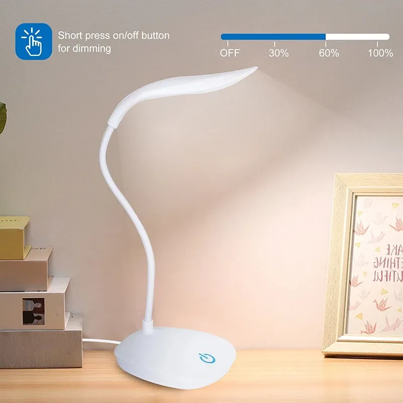 Lampe de bureau LED à intensité variable avec protection des yeux, veilleuse tactile et port USB - Image 1