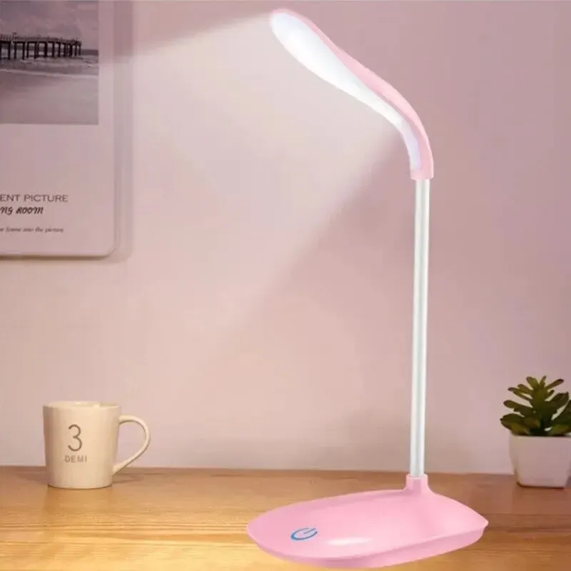 Lampe de bureau LED à intensité variable avec protection des yeux, veilleuse tactile et port USB 5