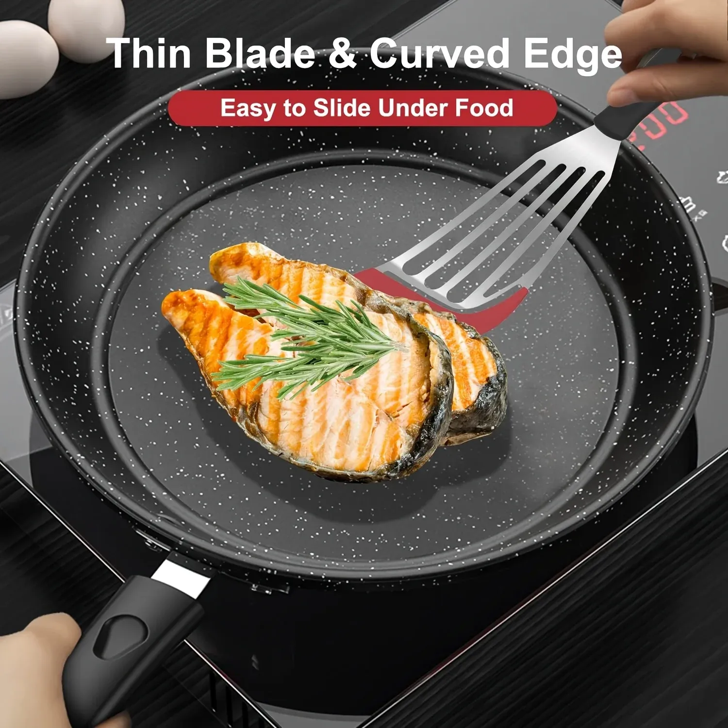 Spatule utilisée en cuisine pour retourner un steak