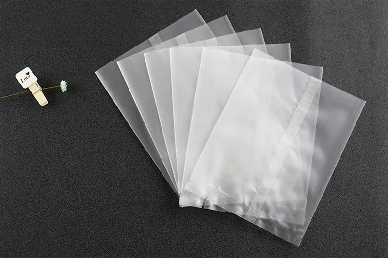 Présentation de sachets givrés pour pâtisseries
