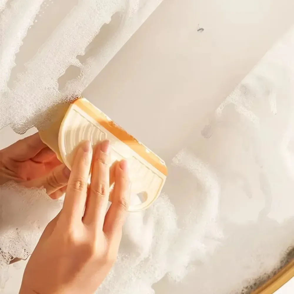 Raclette en silicone pour évier et comptoir