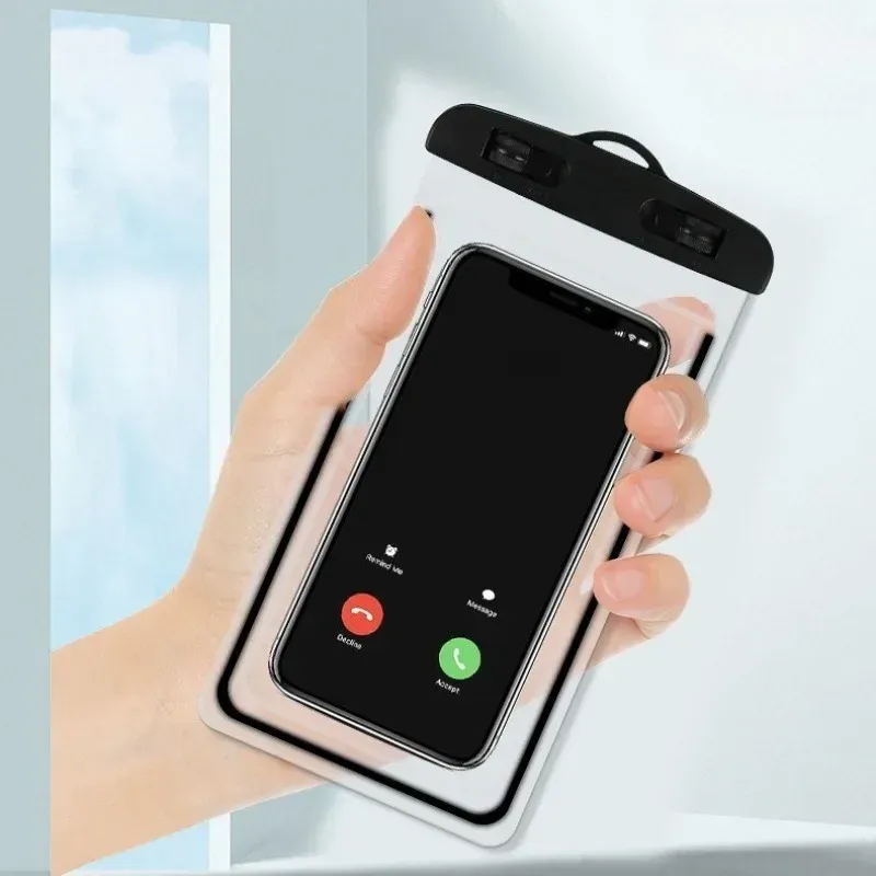 Pochette étanche avec smartphone
