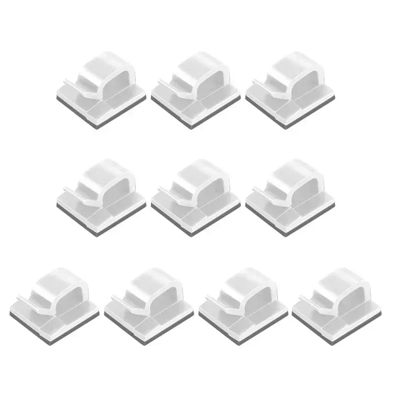 Clips de câbles installés dans un bureau