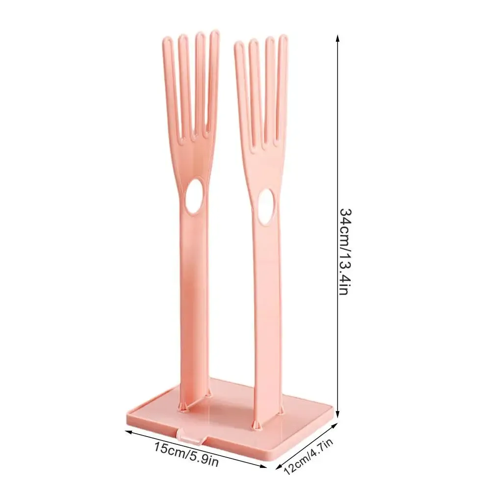 Porte-sèche-vaisselle dans un intérieur de cuisine