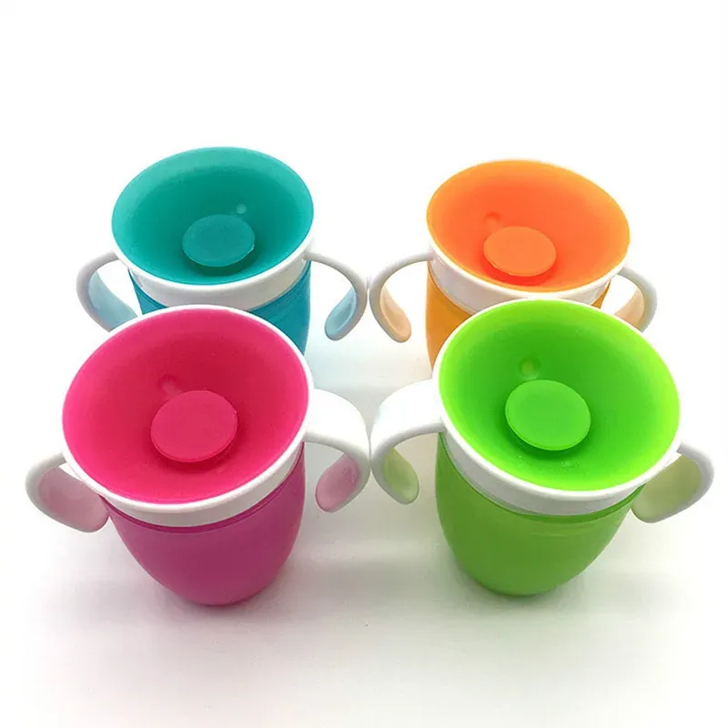 Tasse d'apprentissage pour bébé à 360 degrés avec double anses, couvercle rabattable et bouteille étanche 3